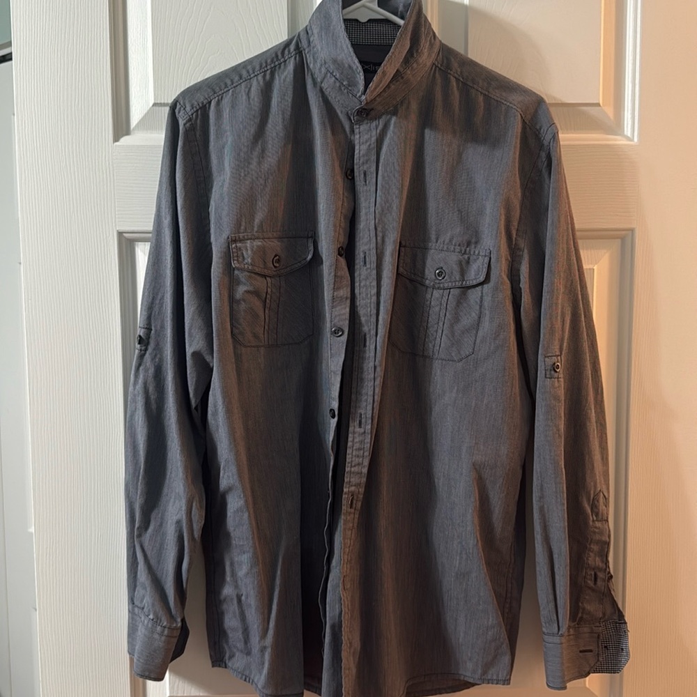 Gently used men’s button down dress shirt